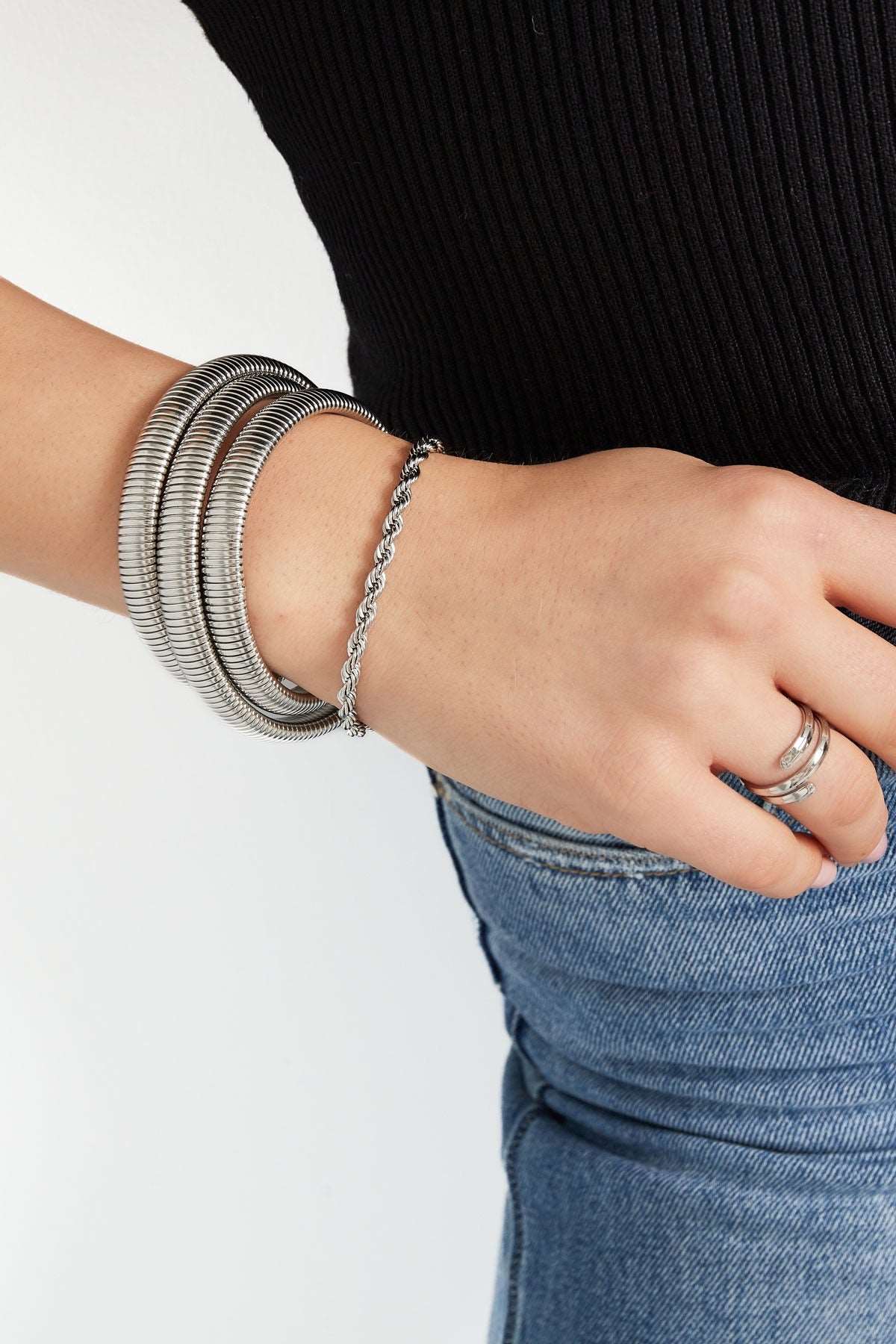 Pulsera unisex torcida gruesa